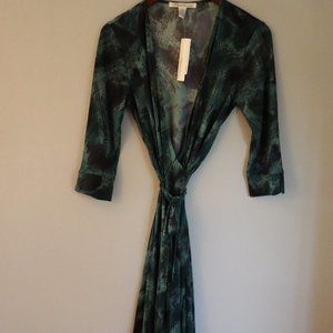 Kenneth Cole Company Store - Wrap Dress with Watercolor Print Size Large